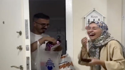 Kocasına sürpriz yapmak isterken sürprizle karşılaştı