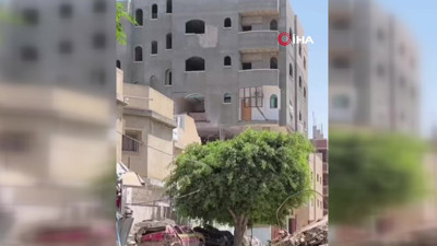 İsrail, Nuseyrat Mülteci Kampı’ndaki 7 katlı binayı vurdu