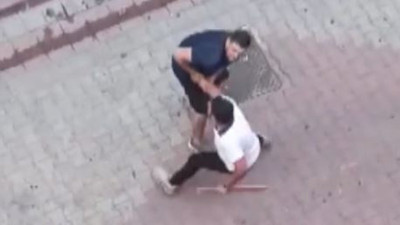 Keserli sopalı kavga