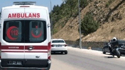 Bilecik’te kaza: Otomobil direğe çarptı