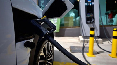 AB, Çin'de üretilen elektrikli otomobillerde ek vergiyi düşürecek