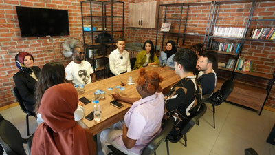 İngilizce siparişe çay bedava