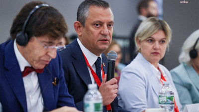 Rum temsilci 'işgal deyince Özgür Özel salonu terk etti