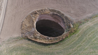 Konya'da obruk kabusu! Şehir merkezine yaklaşıyor