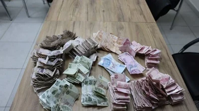 Dilencinin bir günlük kazancı şoke etti! Binlerce lira cebinden çıktı