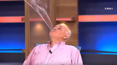 Bravo Ahmet Çakar! Şu anda alem seni tıklıyor