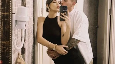 Galada aşka geldiler! Devrim Özkan ile Lucas Torreria'dan dudak dudağa poz