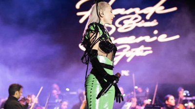 Hande Yener, Ünzile şarkısıyla cinayete kurban giden çocukları andı