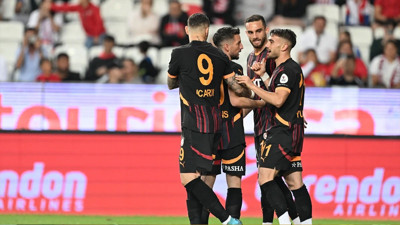 Galatasaray-Elfsborg maçı başladı