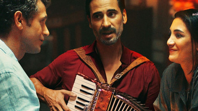 Kristal Flamingolar başlıyor