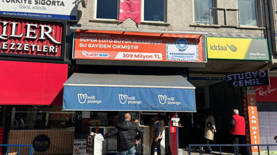 Büyük ikramiye o ilde çıktı. Duyan bayiye akın etti. Herkes milyoneri arıyor