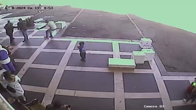 Terminalde silahlı saldırıya uğradı