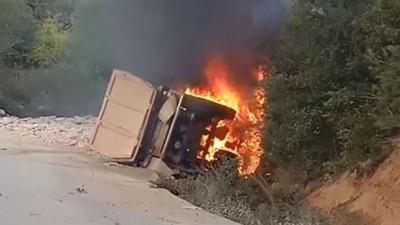 Metrelerce sürüklendi: Sürücü alev topundan çıkmayı başardı