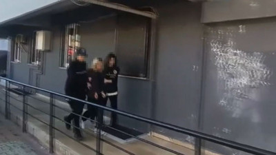 'Elindeki bıçağı almaya çalışırken bıçak ona saplandı'