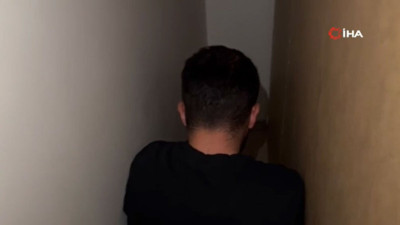 FETÖ'cü eski komiser gizli bölmede saklanırken yakalandı