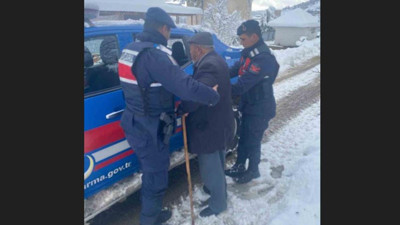 Jandarma diyaliz hastasını hastaneye yetiştirdi