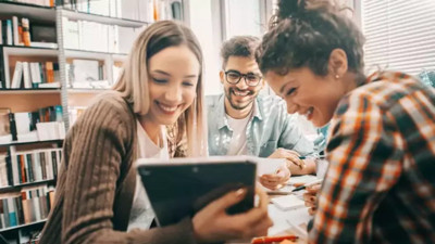 Z kuşağı internette çok mu zaman geçiriyor? Uzmanlar anlatıyor...