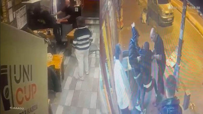 Beyoğlu’nda çorbacıda silahlı küfür kavgası: Kendini silahı ile kendini vurdu