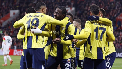 Fenerbahçe 3-1 Gaziantep FK. Zirve yarışını kızıştıran galibiyet
