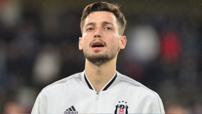 Beşiktaş'ta Tayyip Talha Sanuç sakatlandı