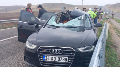 Diyarbakır’da görünmez kaza: TIR’dan fırlayan lastik, otomobildeki yolcuyu öldürdü