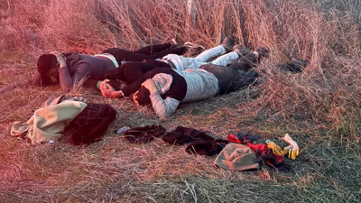 Fabrikaya girmeye çalışan maskeli hırsızlar dronlu operasyonla yakalandı