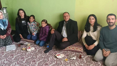 Ağrı’da örnek davranış: Öğretmenler, öğrencileri evlerinde ziyaret ediyor