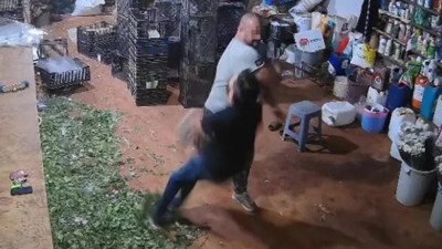 Antalya'da tek yumrukla çiçekçiyi katleden sanığa müebbet hapis talebi