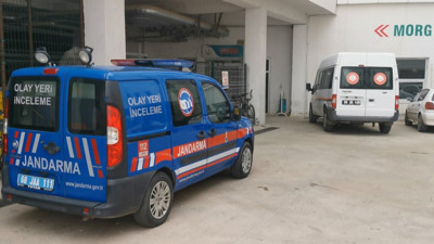 Vinçten kurtulan beton blok can aldı