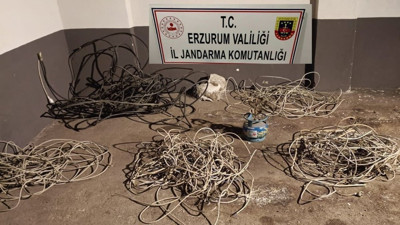 Erzurum’da kablo hırsızları kıskıvrak yakalandı