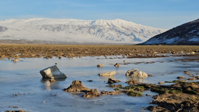 Bitlis’te birçok göl ve gölet dondu