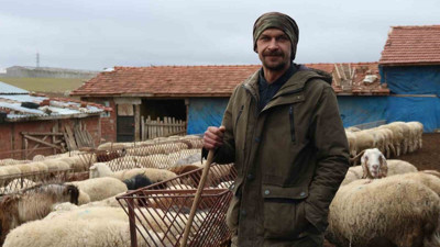 Üniversiteli çoban hayvan bakımının zorluklarını anlattı