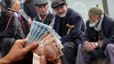 Başkan'dan örnek davranış. Emeklilere su ve toplu taşıma ücretsiz olacak