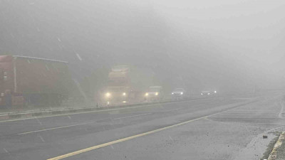 Bolu Dağı'nda kar etkili oluyor