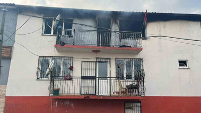 Şehit ailesinin evi alevlere teslim oldu