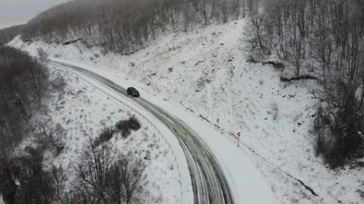 Kar İstanbul'un sınırına dayandı