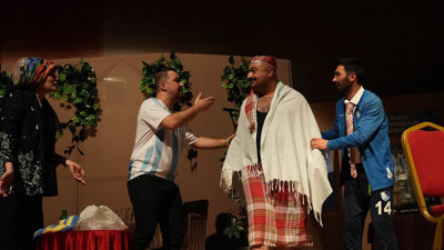 “Devamsız İşler” oyunu Keçiören’de sahnelendi