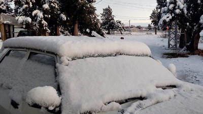 Mersin’de kar sürprizi: Beyaz örtü kapladı