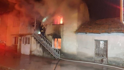 Denizli'de 4 kişilik aile kış günü sokakta kaldı!