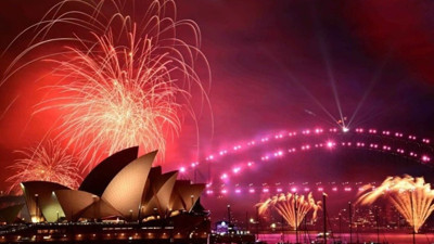 Dünya yeni yılı kutluyor! İşte 2025'e giren ülkeler