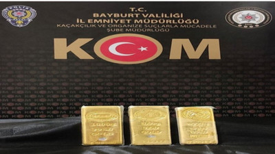 Otomobilin bagajdan 10 milyon liralık kaçak külçe altın çıktı