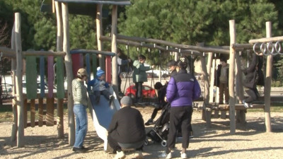 Güzel havayı fırsat bilen vatandaşlar Bakırköy sahiline akın etti