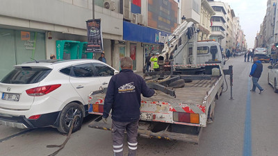 Adana'da hatalı park yapan sürücüler affedilmedi