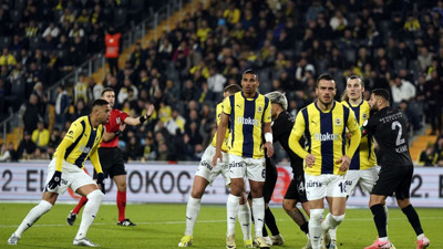 Fenerbahçe zor da olsa kazanmasını bildi. 90'da penaltı kaçtı