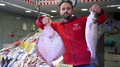 Mezgit ve istavritin kilosu düştü, vatandaş akın etti