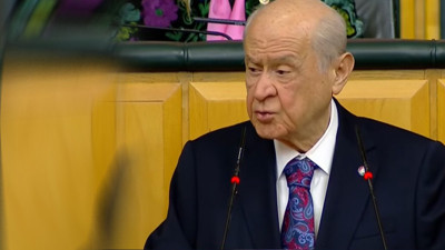 Bahçeli Dervişoğlu'nu yine tahrik etti! 'Fırıldak' ve 'Topaç'tan sonra yeni polemik...