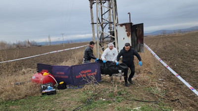 Elektrik trafosu yanında erkek cesedi bulundu