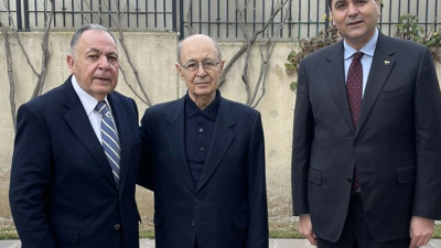 DP Genel Başkanı Uysal, Ahmet Necdet Sezer'i ziyaret etti