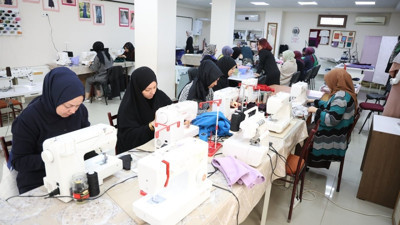 Kursta hem öğreniyorlar hem üretiyorlar