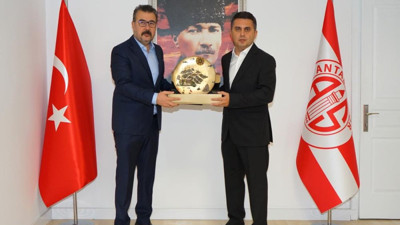 Antalyaspor'da devir teslim